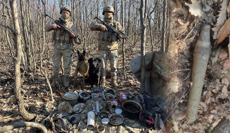 Bingöl`de 2 sığınak bulundu, 1 adet roketatar ele geçirildi