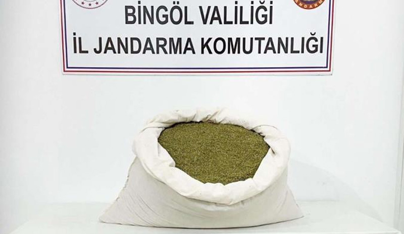 Bingöl`de 18,5 kilo toz esrar ele geçirildi