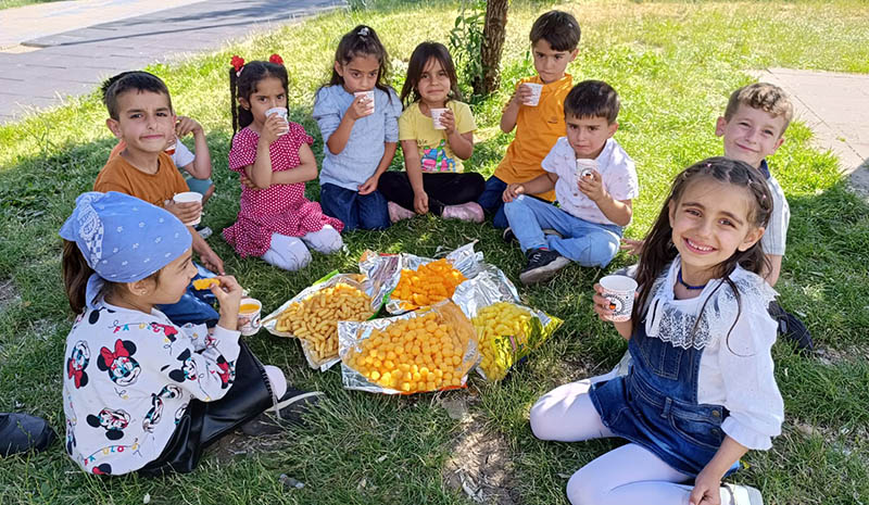 Bingöl`de öğretmenden öğrencilerine yılsonu jesti