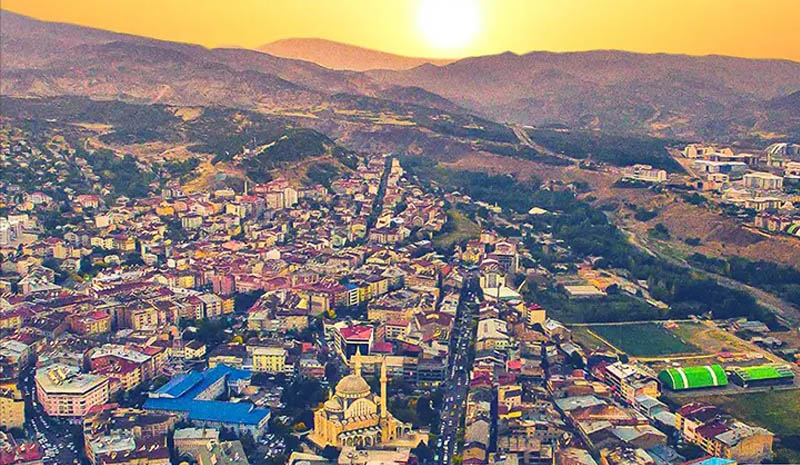 Bingöl`de kiralar uçuyor!