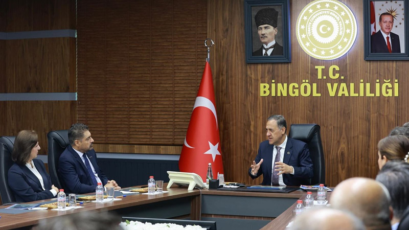 Vali Usta`dan iş dünyası temsilcilerine Bingöl`e yatırım çağrısı
