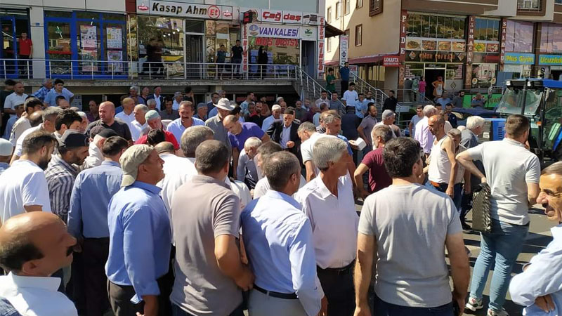Bingöl`de otomobilin çarptığı yaşlı adam hayatını kaybetti