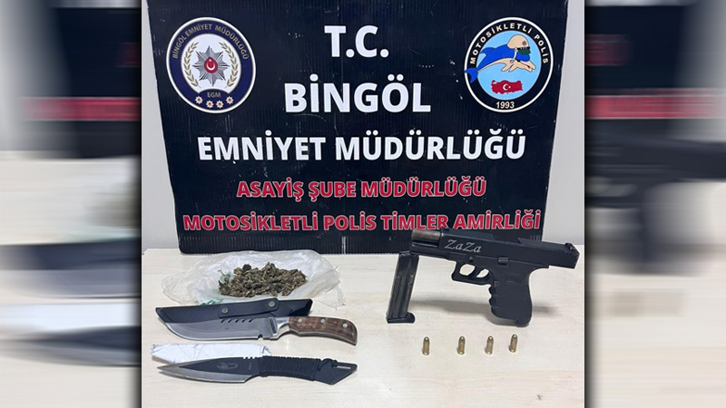 Bingöl`de ruhsatsız tabanca ele geçirildi