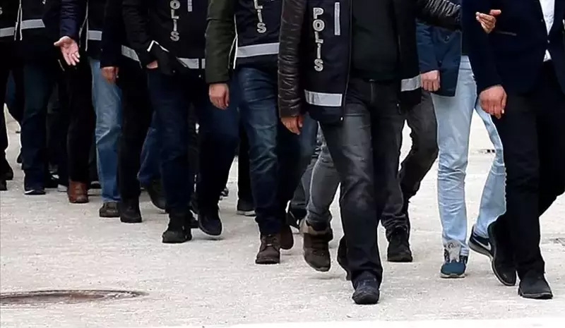 FETÖ operasyonunda 208 şüpheliye gözaltı