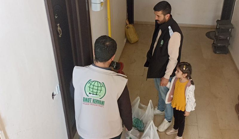 Bingöl Umut Kervanı`ndan 203 Aileye kış desteği