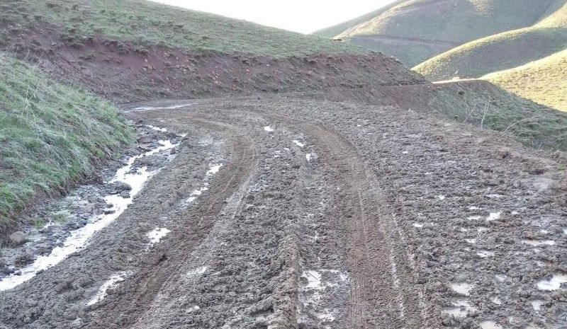 Mutluca sakinleri mutsuzca seslendiler!