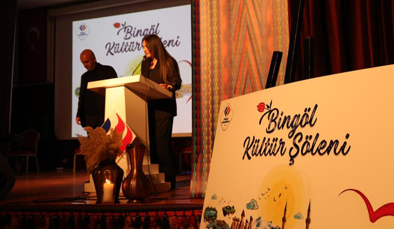 Diyarbakır ve Van`da ‘12.12 Bingöllüler Günü` kutlamaları