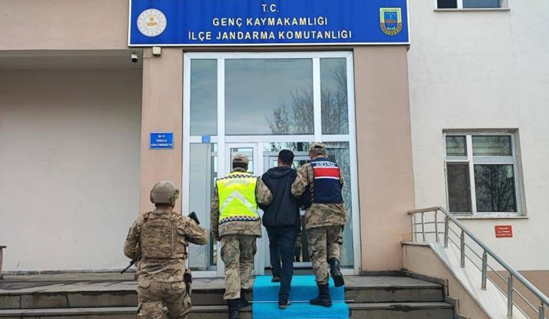 Bingöl`de aranan hırsızlık şüphelisi yakalandı