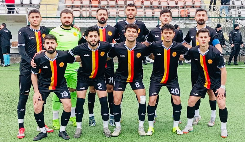 Parasızlığa rağmen inandılar, kazandılar!