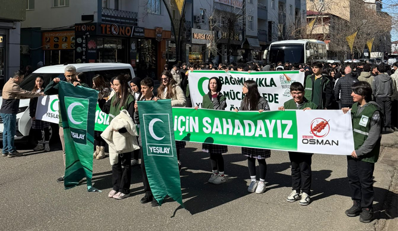Yeşilay Bingöl`de bağımlılıkla mücadele için yürüdü