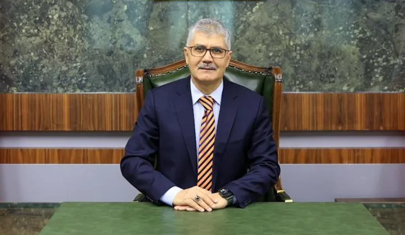 Vali Çelik: 