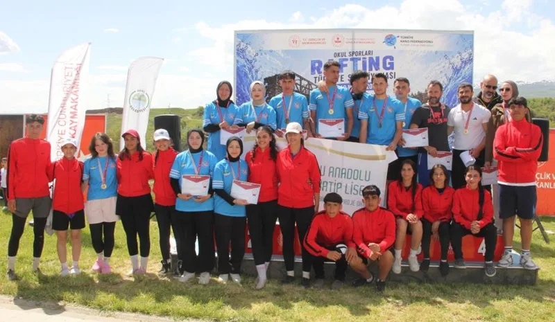 Bingöl`de rafting heyecanı sona erdi!