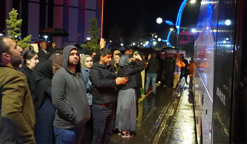 Bingöllü hacı adayları dualarla uğurlandı