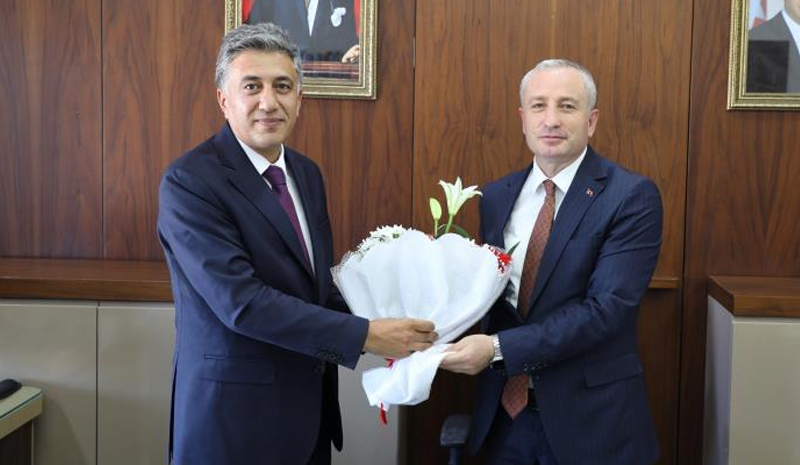 Çakan, Ağrı`daki görevine başladı
