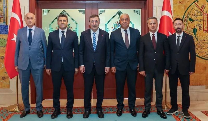 Arıkan, Bingöl Projelerini Cevdet Yılmaz`a Anlattı