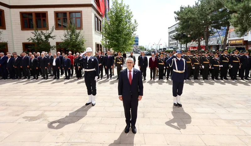 Bingöl`de 30 Ağustos Zafer Bayramı`nın 104. yıl dönümü kutlandı