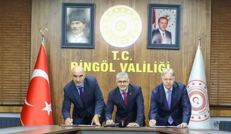Bingöl`de eğitime 27 milyon TL`lik hayırsever desteği