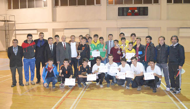 Badminton şampiyonu belli oldu