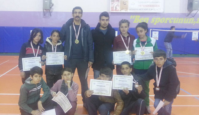 Badminton`da solhan rüzgarı