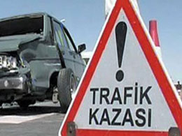 Bingöl`de trafik kazası: 3 yaralı