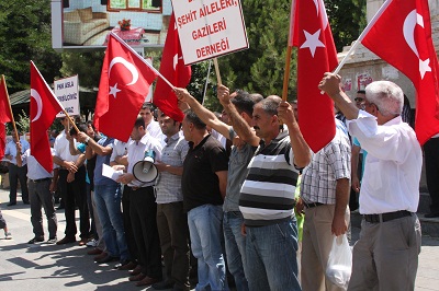 Bişhak, terör saldırısını protesto etti