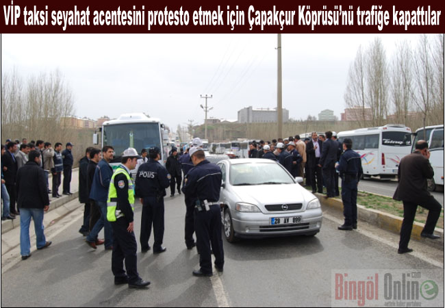 Çapakçur köprüsü`nü trafiğe kapattılar