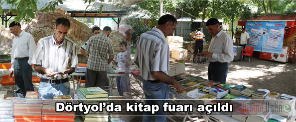 Dörtyol`da kitap fuarı açıldı