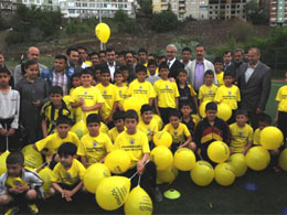 Fenerbahçe futbol okulu hizmete açıldı