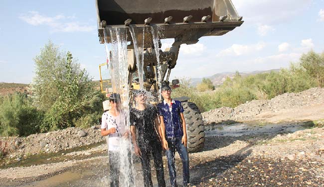 Gençlerden als hastalığına destek