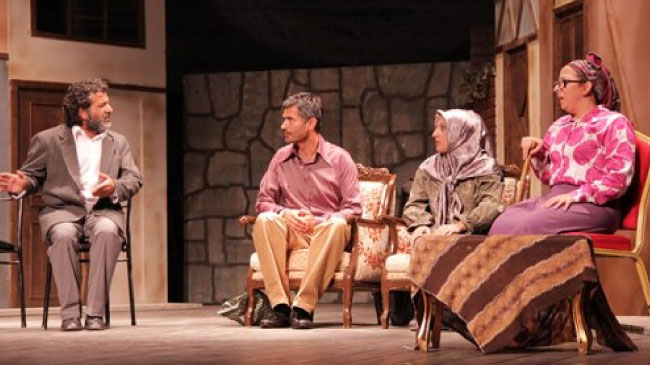 Huzur Sokağı Tiyatrosu geliyor