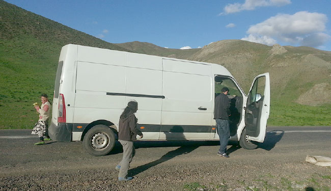 Karayolunda tehlikeli ışkın pazarı