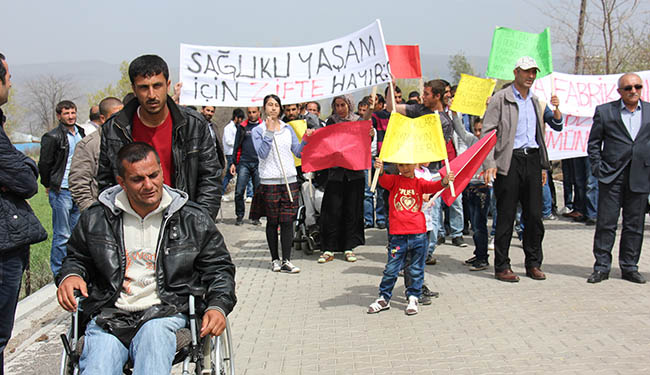 Köylüden asfalt şantiyesi eylemi!