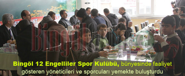 Kulüp yöneticileri sporcularla yemekte buluştu