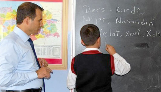 Kürtçe öğretmenleri için ilk atama