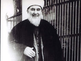 Mehmet zahit kotku anılıyor