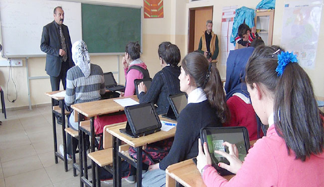Öğrencilere tablet bilgisayar