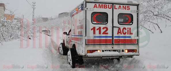 Paletli ambulansla hasta kurtarma operasyonu