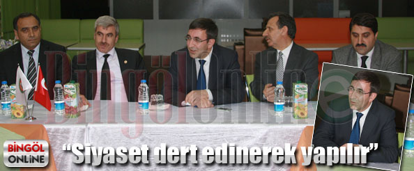 `Siyaset dert edinerek yapılır`