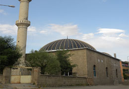 Solhan merkez yeni camii onarılıyor