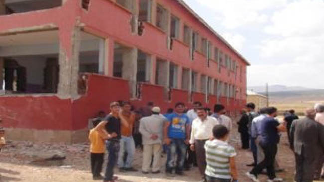 Toklular`da okul isyanı