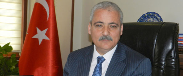 Vali, bıçaklanan başkan yardımcısını ziyaret etti