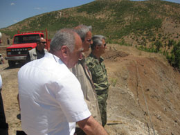 Vali güvençer, havaalanı inşaatını inceledi