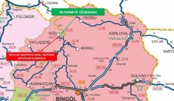 Kiğı yolu heyelan nedeni ile trafiğe kapandı