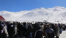 Bingöl Üniversitesi`nden 2`inci Hesarek Kar Festivali etkinliği