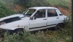 Bingöl`de otomobil uçuruma yuvarlandı: 2 yaralı