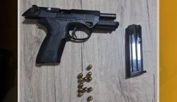 Bingöl`de araçta ruhsatsız silah ele geçirildi