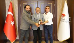 Kansere çare ilacı Bingöl`de ürettiler