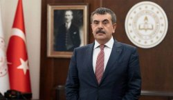 Okullarda tek tip kıyafet geri dönüyor