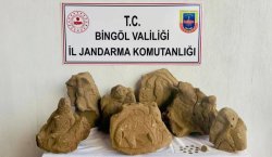 Bingöl`de jandarma ekipleri eski eser ele geçirdi