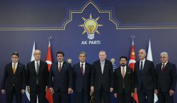Bingöl`de iki belediye başkanı AK Parti`ye katıldı